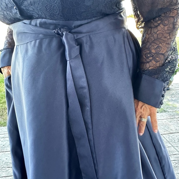 Elegant Lace & Satin Long Sleeve Navy Blue Maxi Dress (3x)‼️NWOT‼️ - Picture 6 of 12